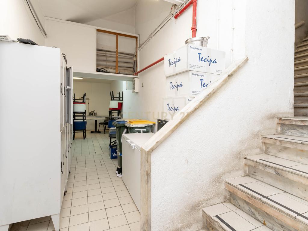 Trespasse de Bar / Restaurante de Diversão Noturna na Av. Marques de Tomar - Image 13
