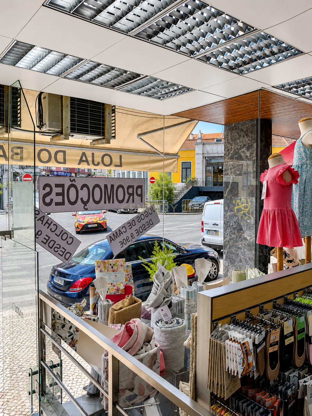 Fotografia 8 de Loja no Centro de Almada 319m2 - 2 Pisos