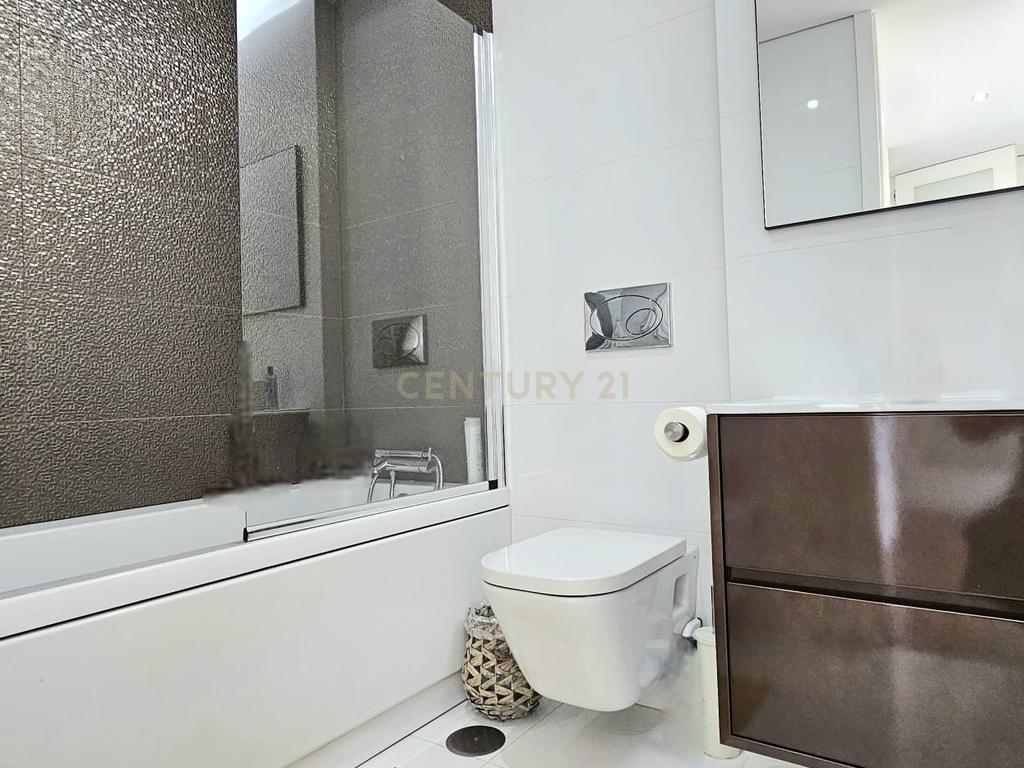 Apartamento T2 em Primeira linha de mar em Vila do Conde - Image 15