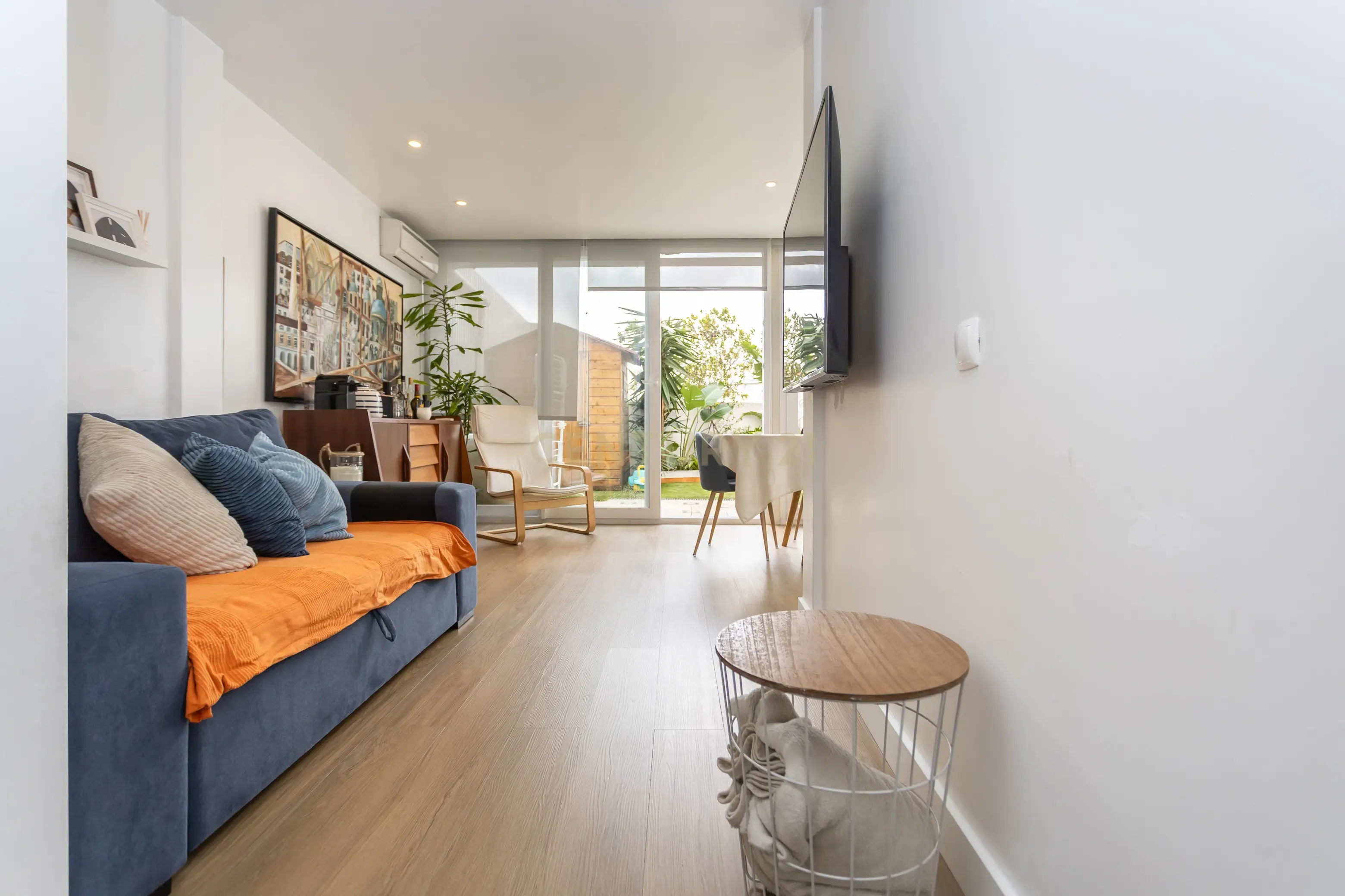 Apartamento T3 com duas salas e terraço privado em Sete Rios, Lisboa - Image 10