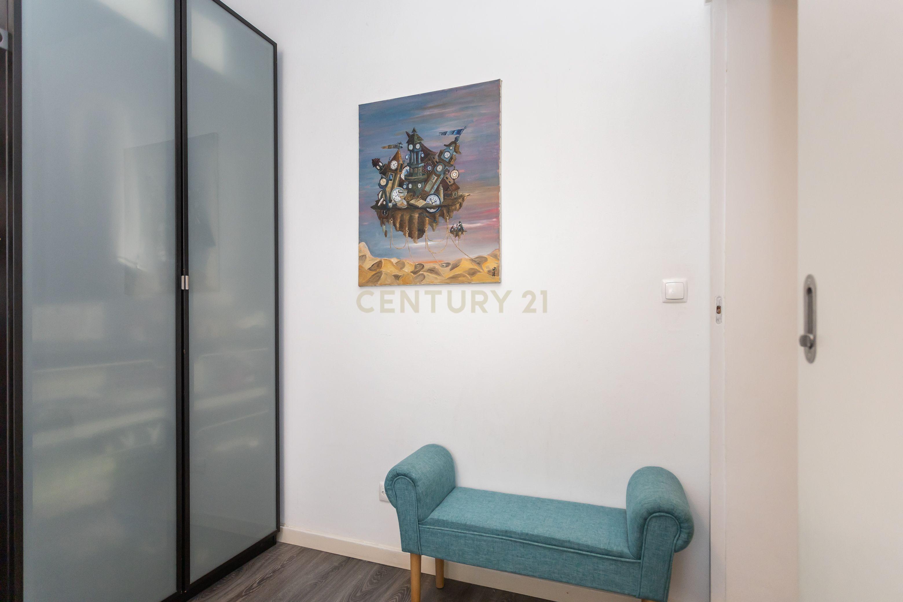 Apartamento T3 com duas salas e terraço privado em Sete Rios, Lisboa - Image 28