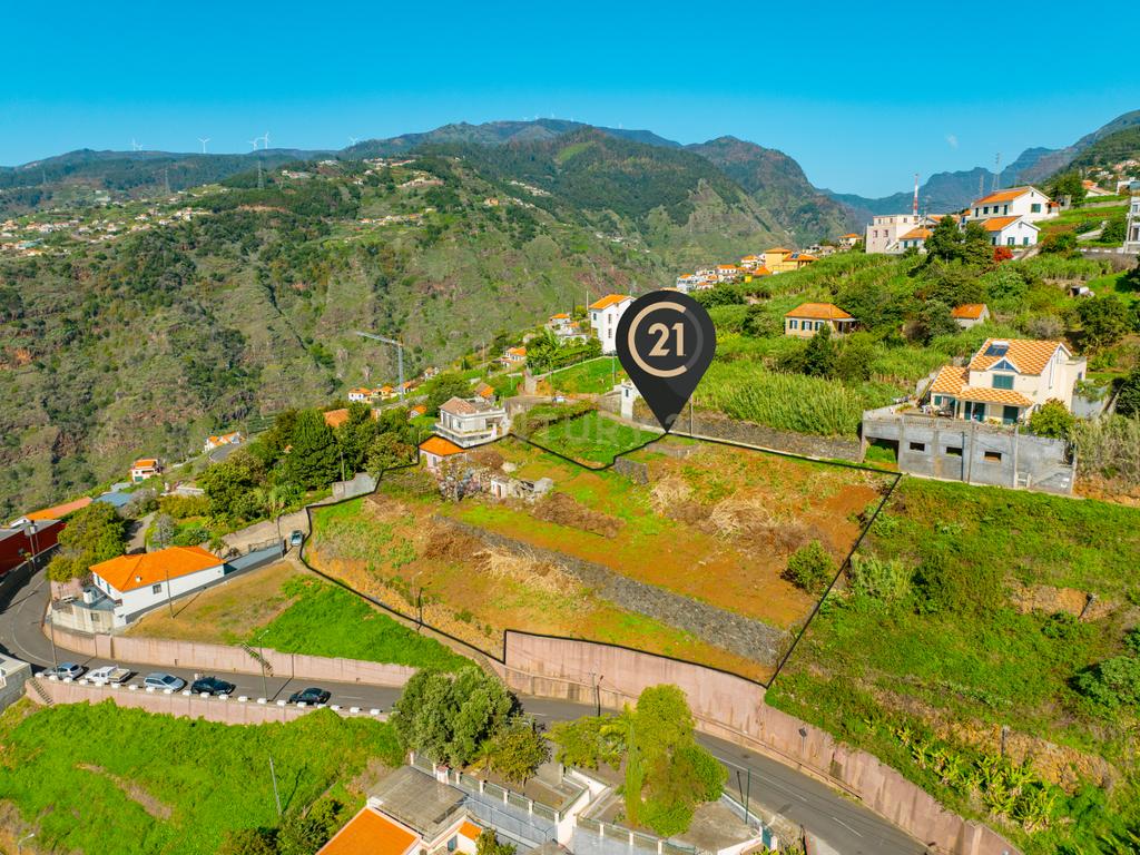 Terreno de Excelência | 3 Terrenos com Licença de Construção Emitida | Projeto para 5 Moradias de Prestígio | Vista Panorâmica para o Mar - Image 27