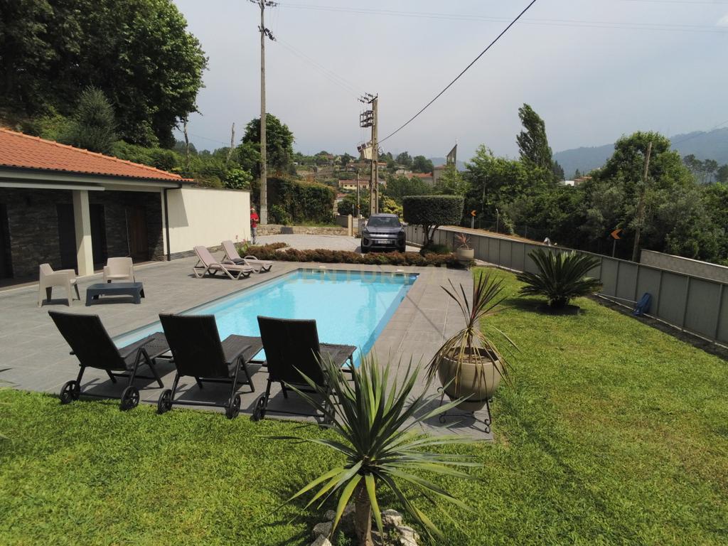  Moradia Térrea com Piscina | Braga - Gerês - Image 58