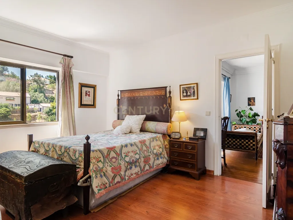 Apartamento T3+1 com varandas e terraço, junto ao Mercado da Vila, Cascais. Em Venda! - Image 13