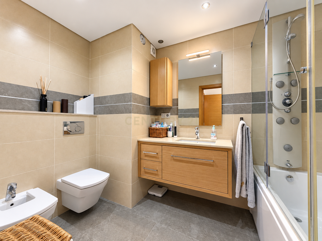 T3 na Quinta da Parreirinha | 155 m² | 2 Estacionamentos + Arrecadação - Image 23