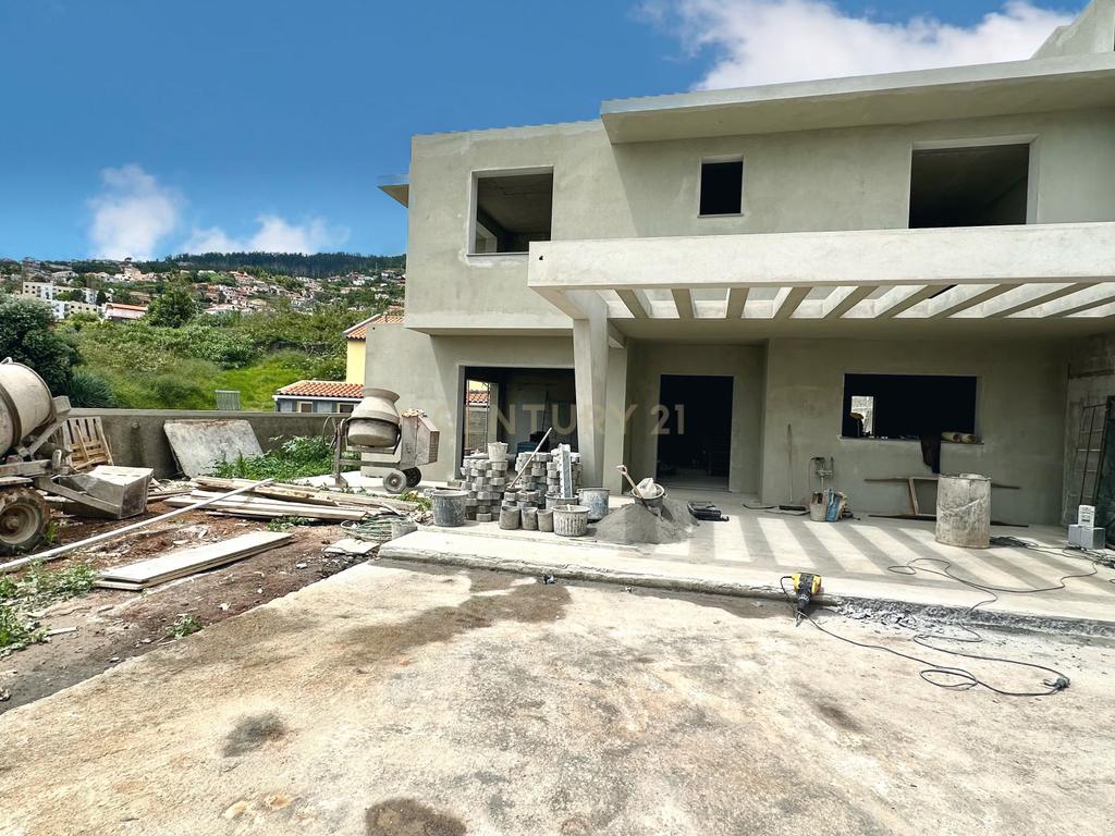 Moradia T3 - São Roque - Image 30