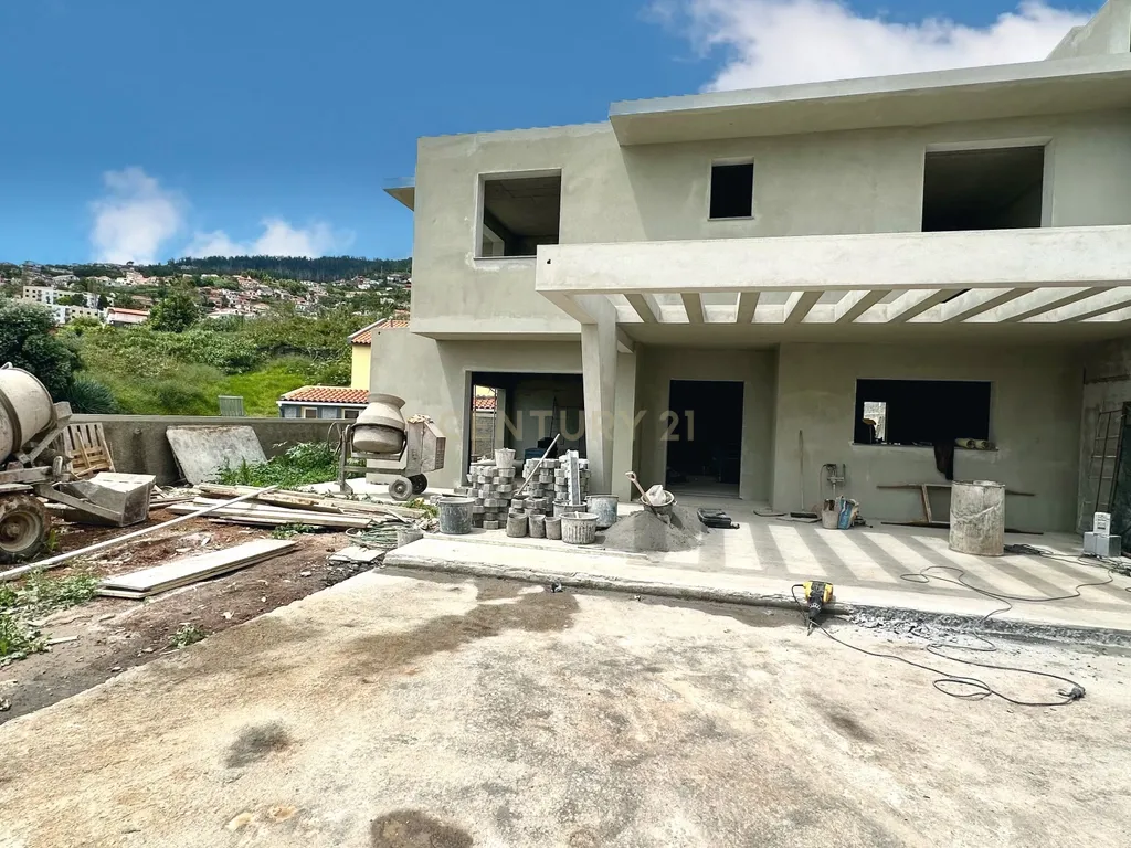 Moradia T3 - São Roque - Image 30
