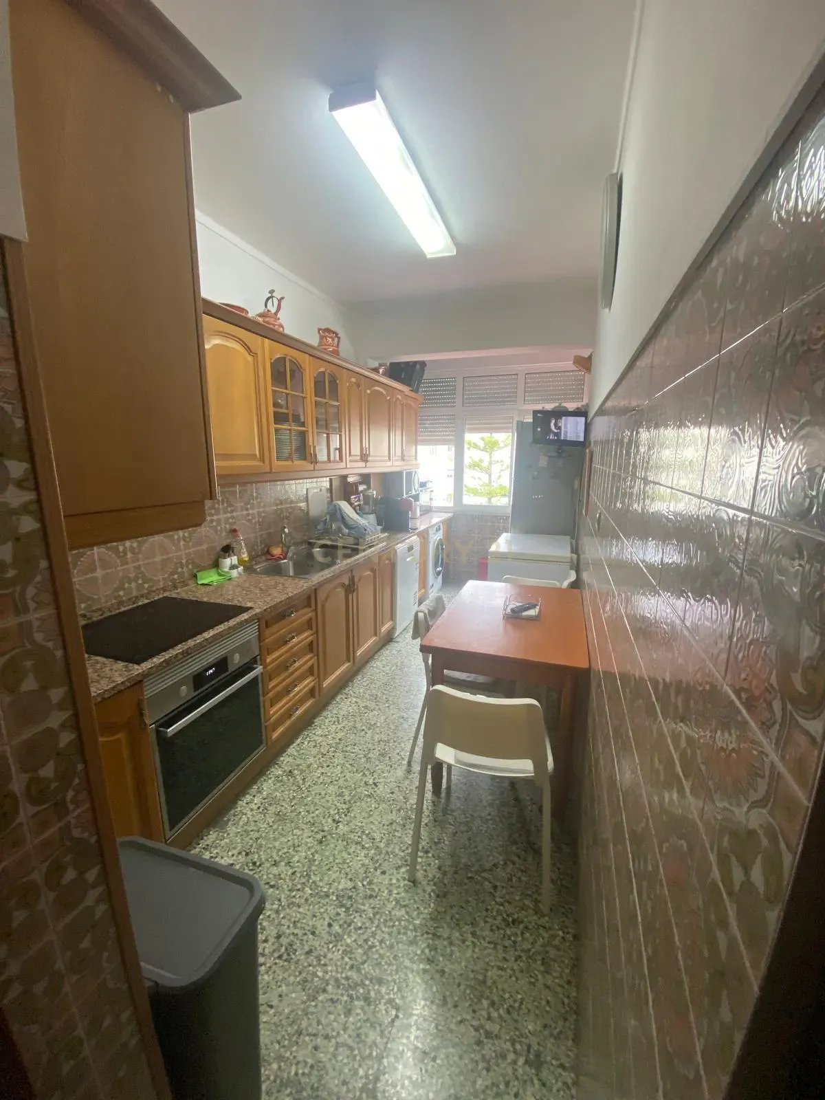 Apartamento T3 na Rua Dr. António José de Almeida, Póvoa de Santo Adrião - Image 3