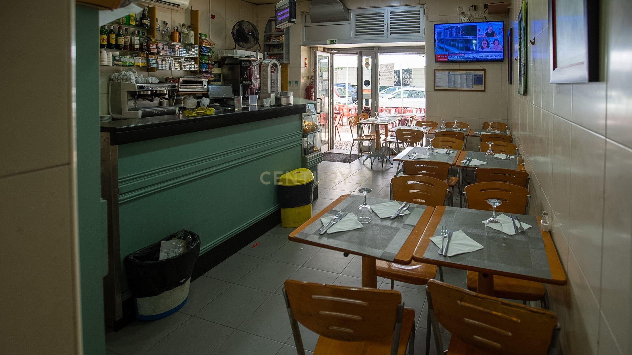 Fotografia 3 de Oportunidade de Trespasse | Snack-Bar / Restaurante | Avenida de Paris – Areeiro