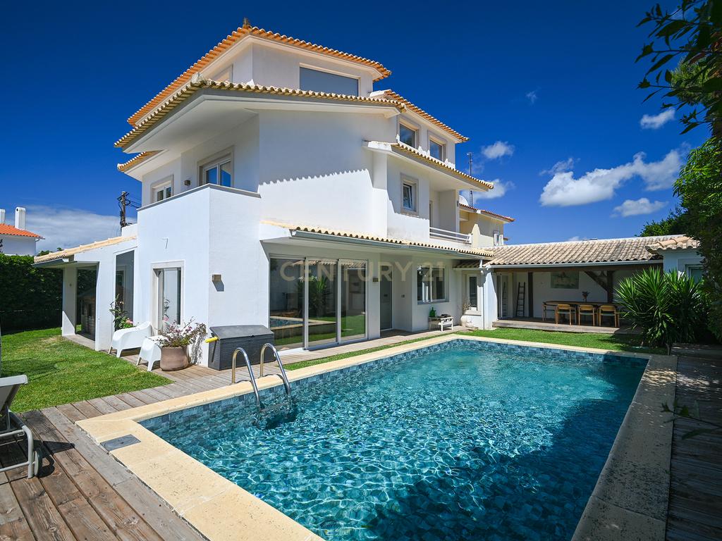 Moradia T5 de Luxo na Aldeia de Juzo – Cascais - Image 2