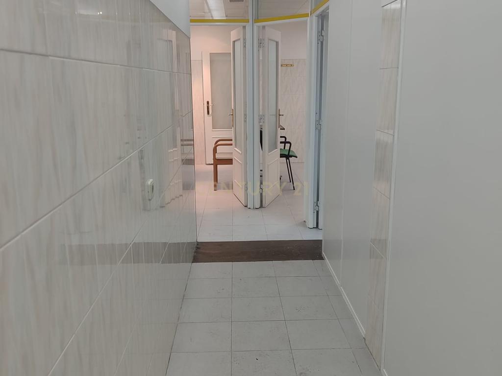 Loja com Duas Frentes | 75 m² | Quinta da Samaritana – Belas - Image 13
