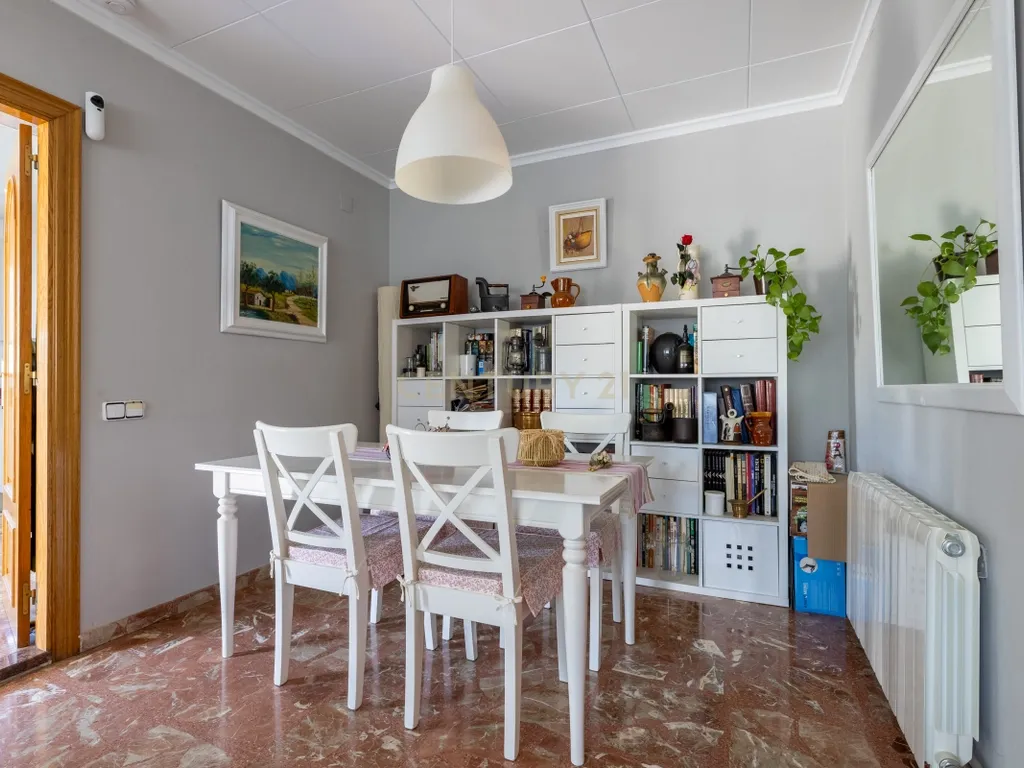 Gran oportunitat d’una exclusiva propietat amb habitatge independent - Image 27