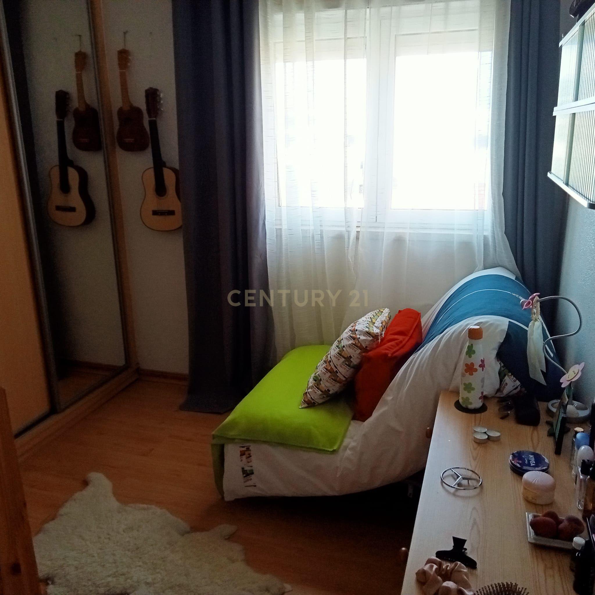 Apartamento T3 Alfragide - Image 13