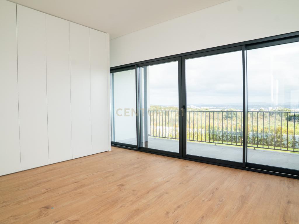 Moradia T4 – Empreendimento Sky City -  Serra de Carnaxide - Image 34