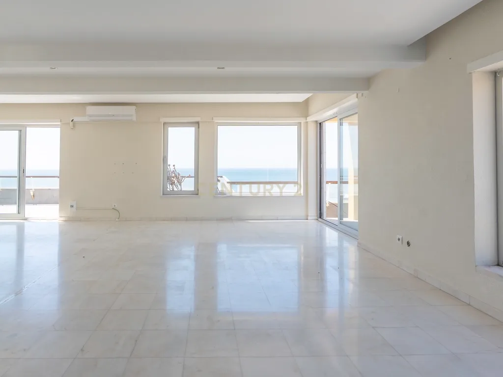 Apartamento T3 com Vista Mar em Oeiras - Image 30