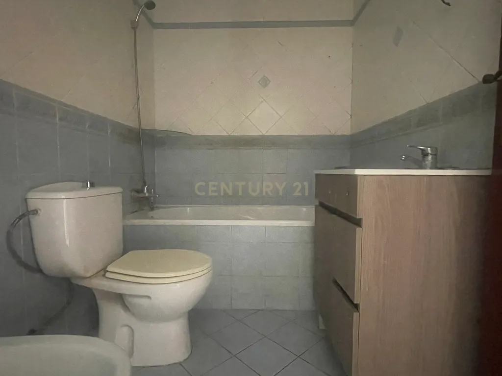 Apartamento T3, com Logradouro, em São Sebastião, Setúbal - Image 10