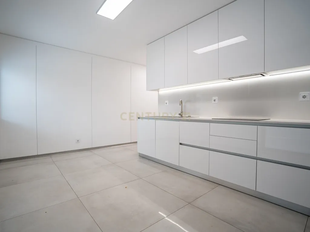Apartamento T4 Parque das Nações | Expo Norte - Image 14