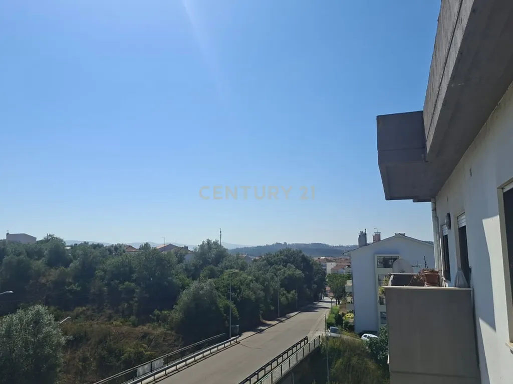 Apartamento de Luxo em Soure, Coimbra com Vista Panorâmica - Image 26