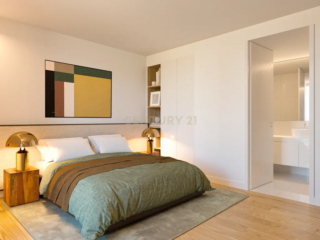 Luxuoso Apartamento T2 com Vista Mar em Bonfim, Porto - Image 12