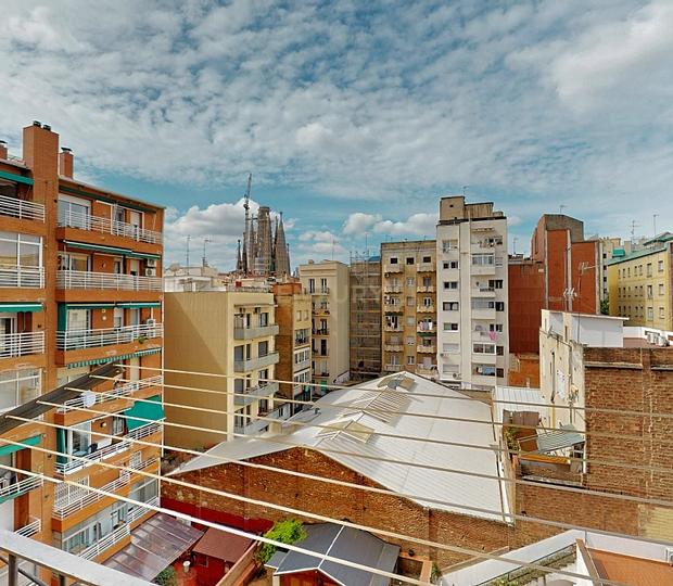 AL LADO AVINGUDA GAUDÍ - CON VISTAS A LA SAGRADA FAMILIA - Image 1