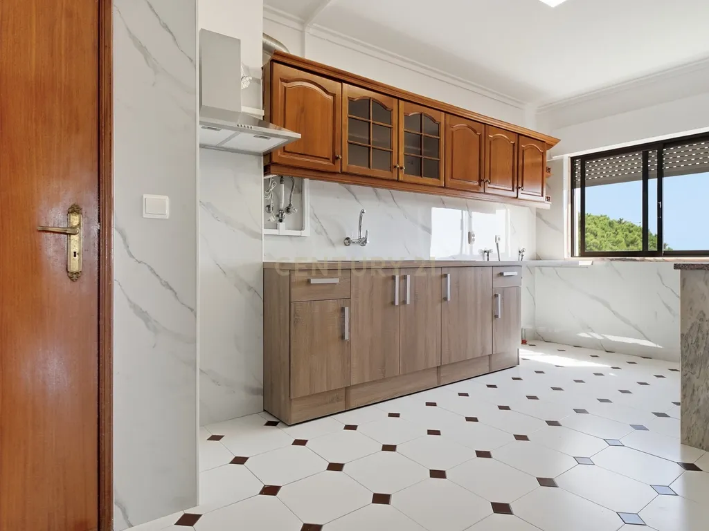 Apartamento T4 para arrendamento - 1800€ - Image 15