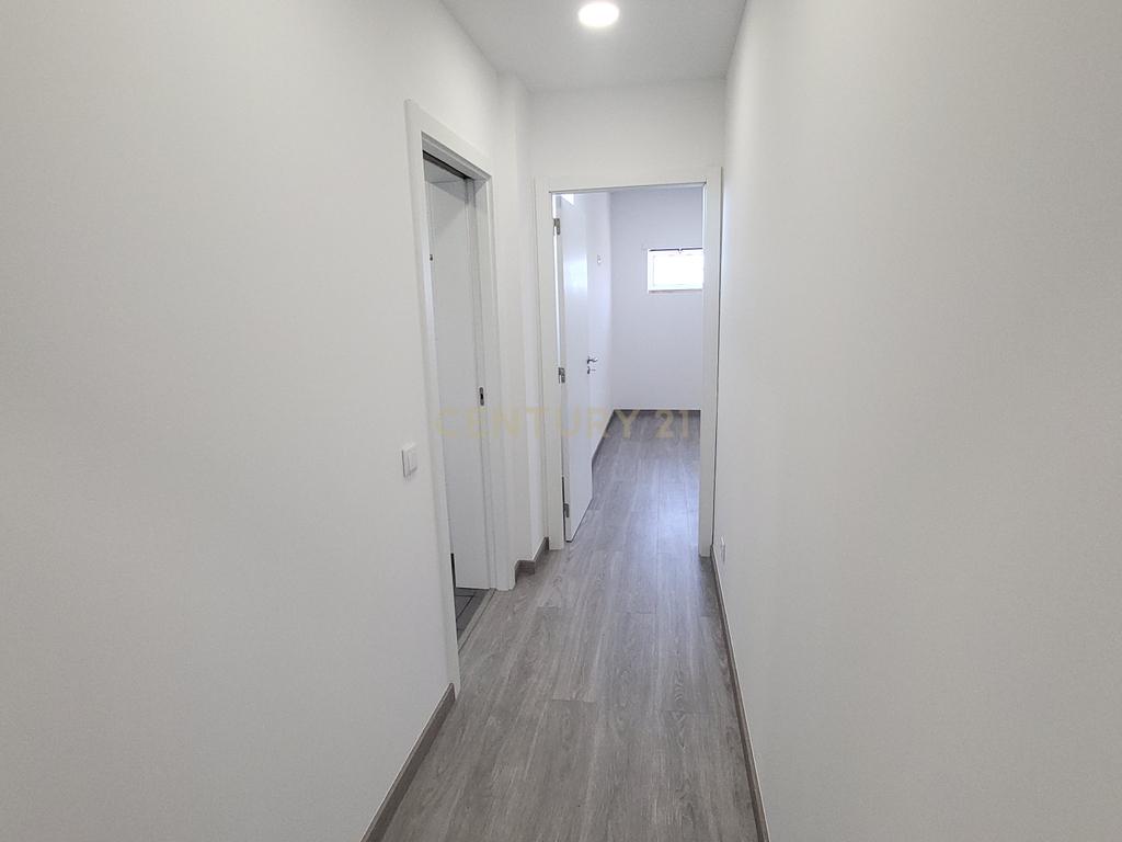 Arrendamento de apartamento T2 renovado com suite - Cova do Ouro - Coimbra - Image 13
