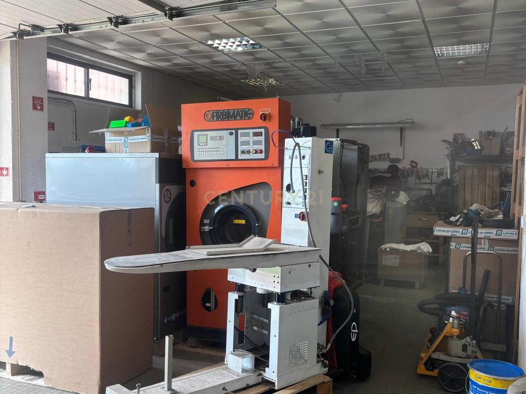 Armazem / Garagem 180m2 em Sao Marcos - Sintra - Image 3