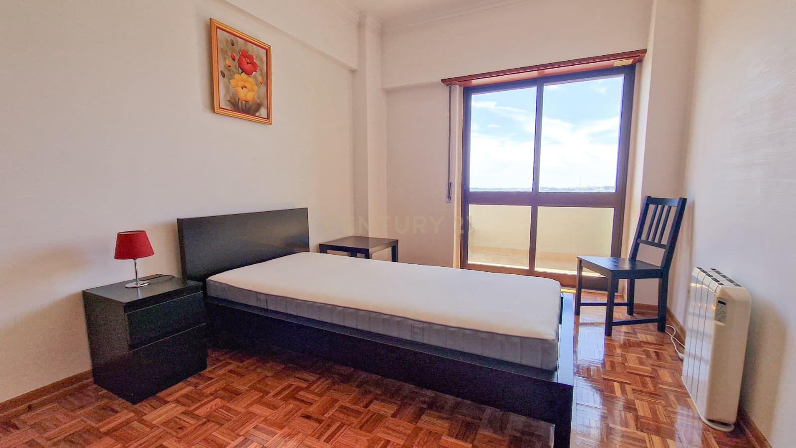 Fotografia 10 de Apartamento T3 em Queluz, Sintra com Vista