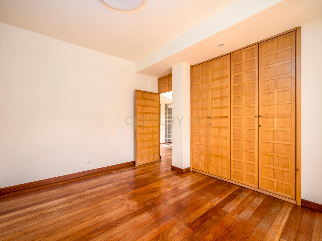 Moradia T4+1 em Condomínio Privado – Parque das Nações, Lisboa - Image 17