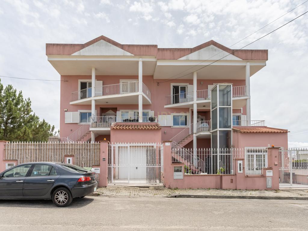 Moradia T5 em Foros de Amora - Image 45