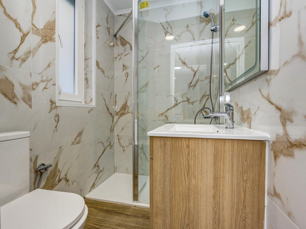 T2+1 renovado para arrendamento na Estrela (CAVE) | Lisboa - Image 22