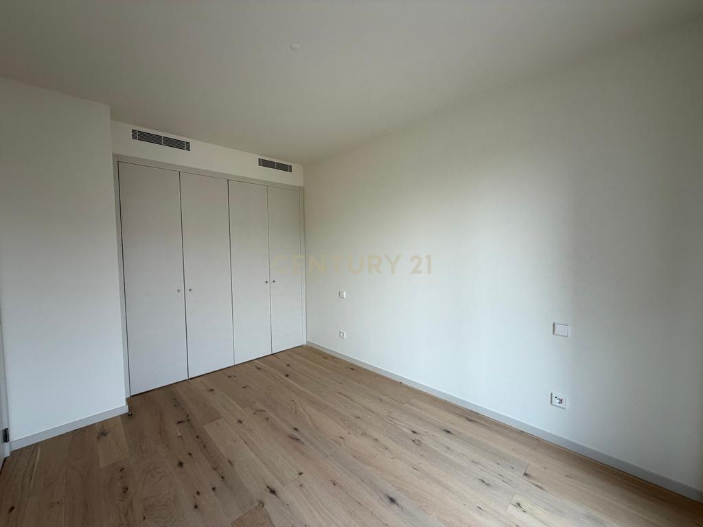 T1 no Parque das Nações, Empreendimento Distrikt, com Varanda e Vista Rio - Image 17