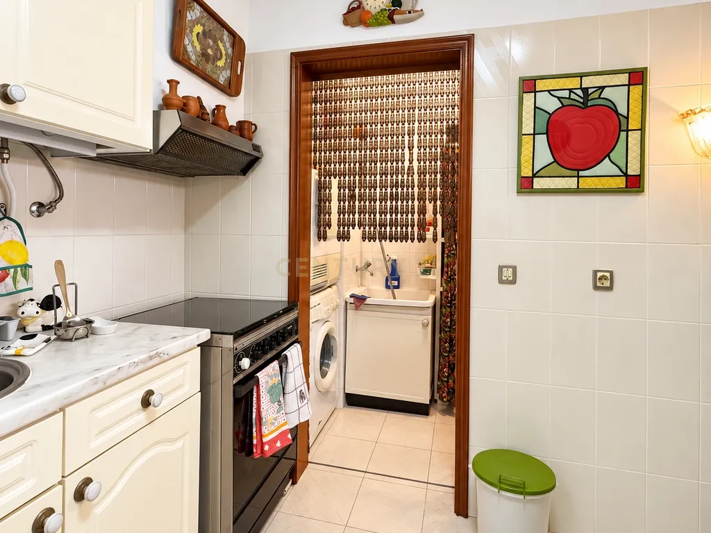 Apartamento T3 com Vista Mar em Rosto do Cão, Ponta Delgada - Image 8