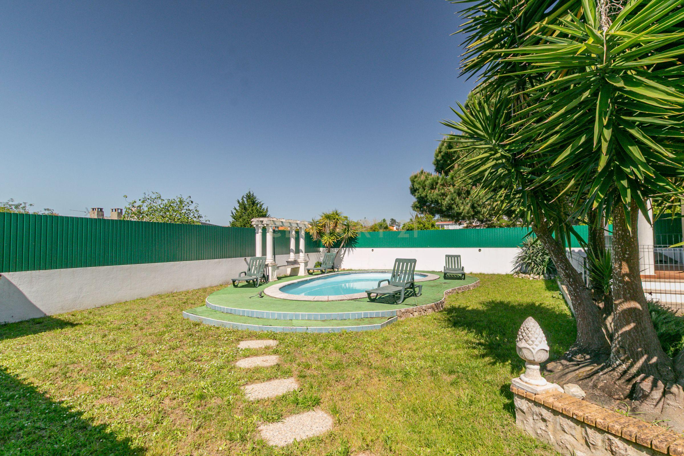 Moradia Rural T4 com Piscina e Jardim — Entre Setúbal e Lisboa - Image 49