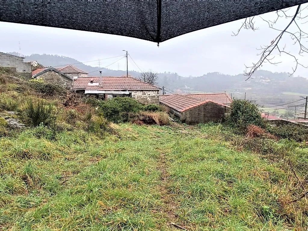 Quinta De Além com casa rústica em ruína para reabilitação total de 2 quartos no centro de Cete, Paredes - Image 92