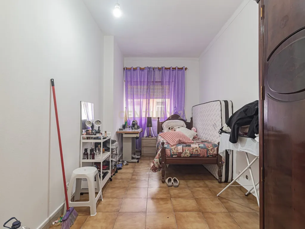 Moradia T4 em Afonseiro - Montijo - Image 10