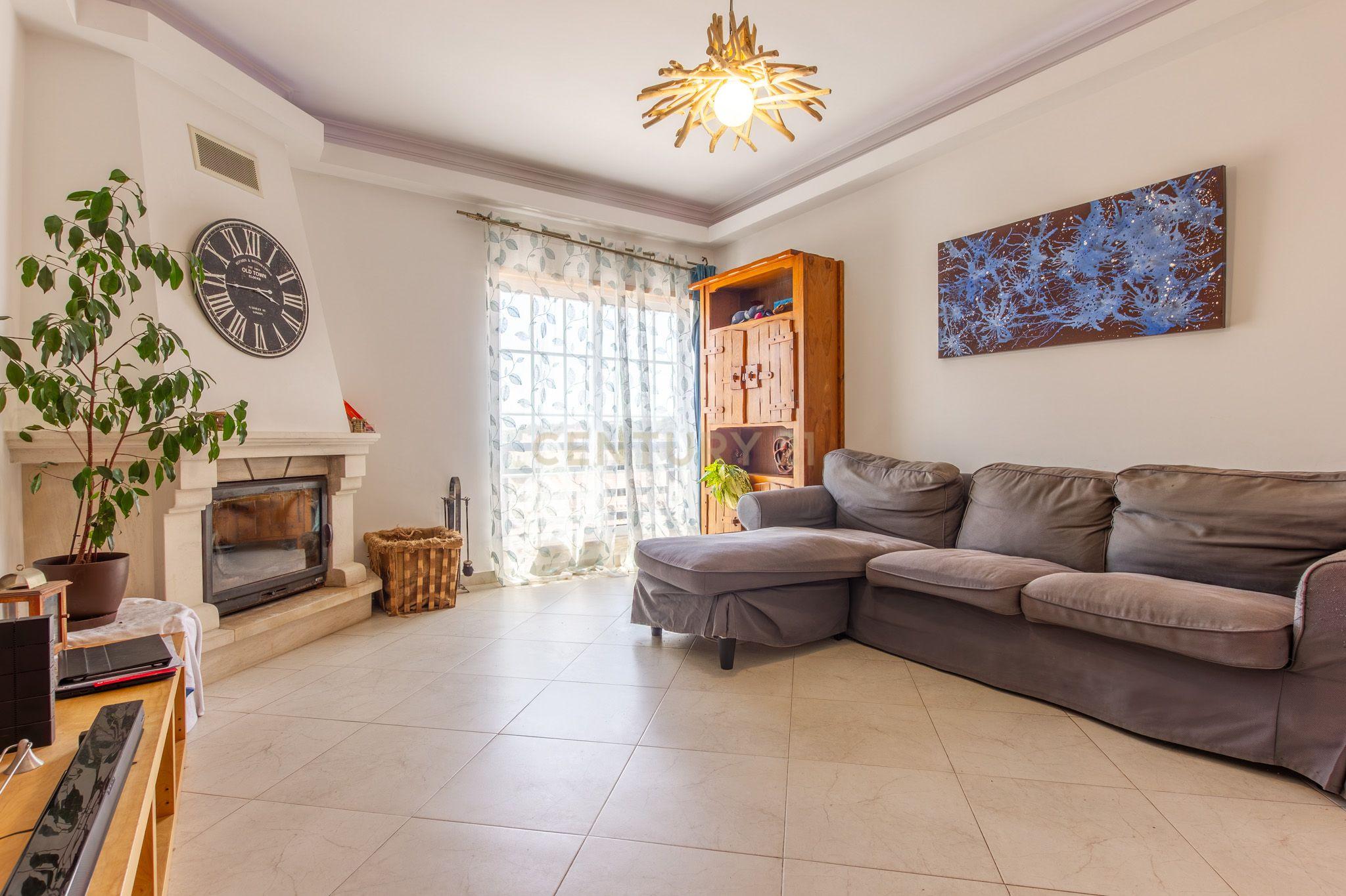 Quinta do Conde - Apartamento de 3 assoalhadas com varanda, lavandaria e  arrecadação. - View 5