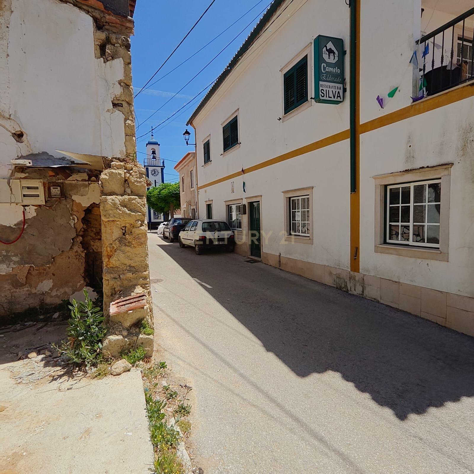 Fotografia 7 de Ruína com Projeto de Moradia T3 | Ribeira Ruiva, Torres Novas