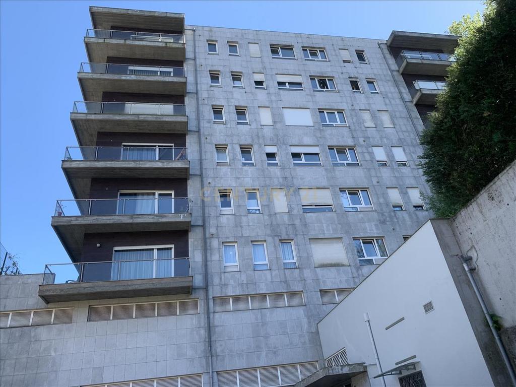 Apartamento T2 - Praça das Flores - Porto - Image 23