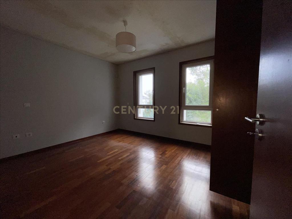 Apartamento T2 - Praça das Flores - Porto - Image 21