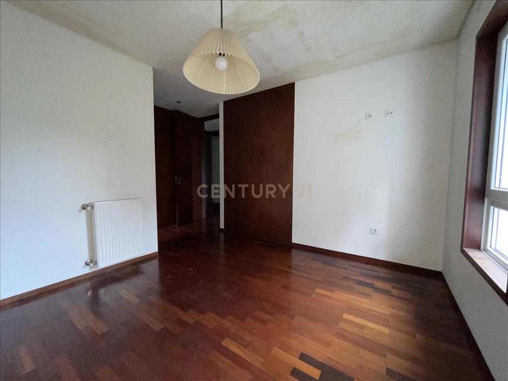 Apartamento T2 - Praça das Flores - Porto - Image 15