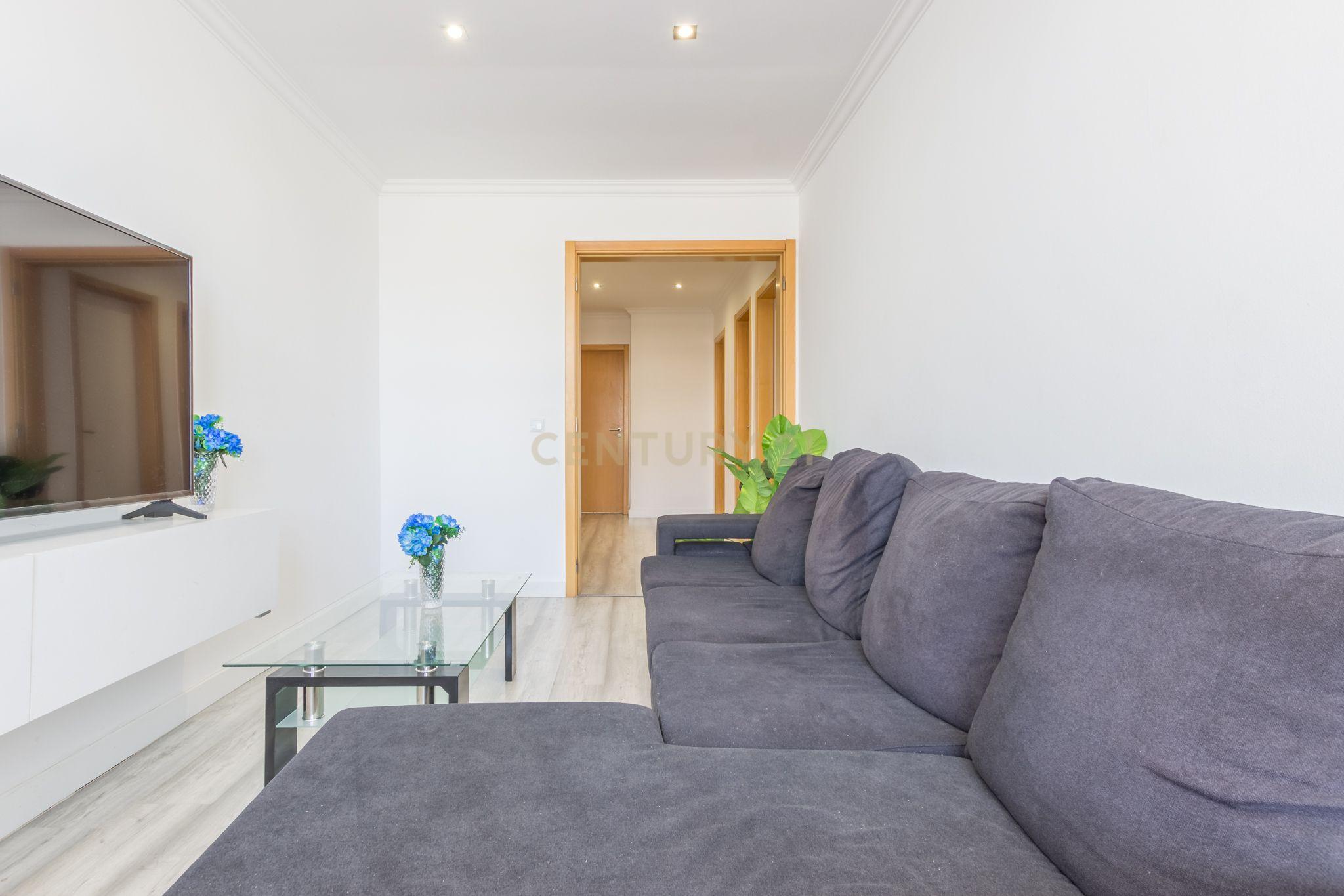 Apartamento T3 Av. Bocage no Barreiro - Image 3