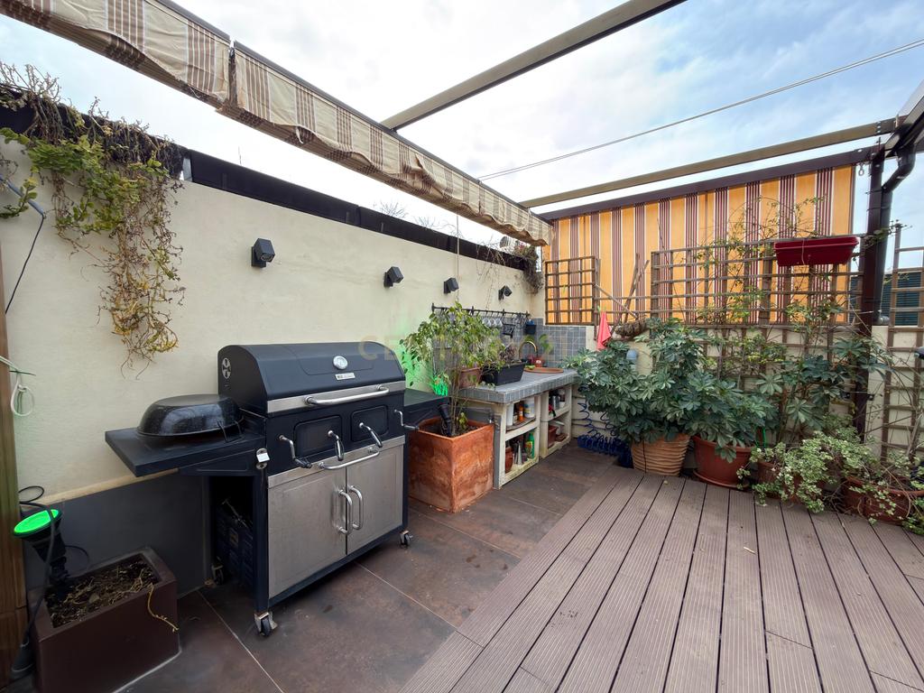 Apartamento T3 com Vista Panorâmica - Image 2