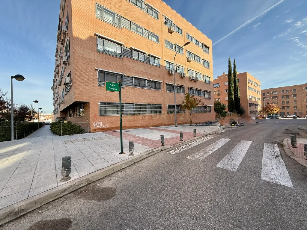 Moderno Apartamento T4 em San Fernando de Henares, Madrid - Image 34
