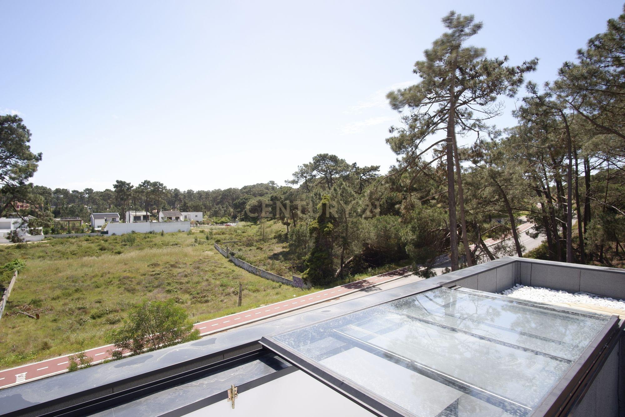 🌿 Moradia de Sonho Pronta a habitar na Avenida do Mar T5 com piscina – Aroeira - Image 34