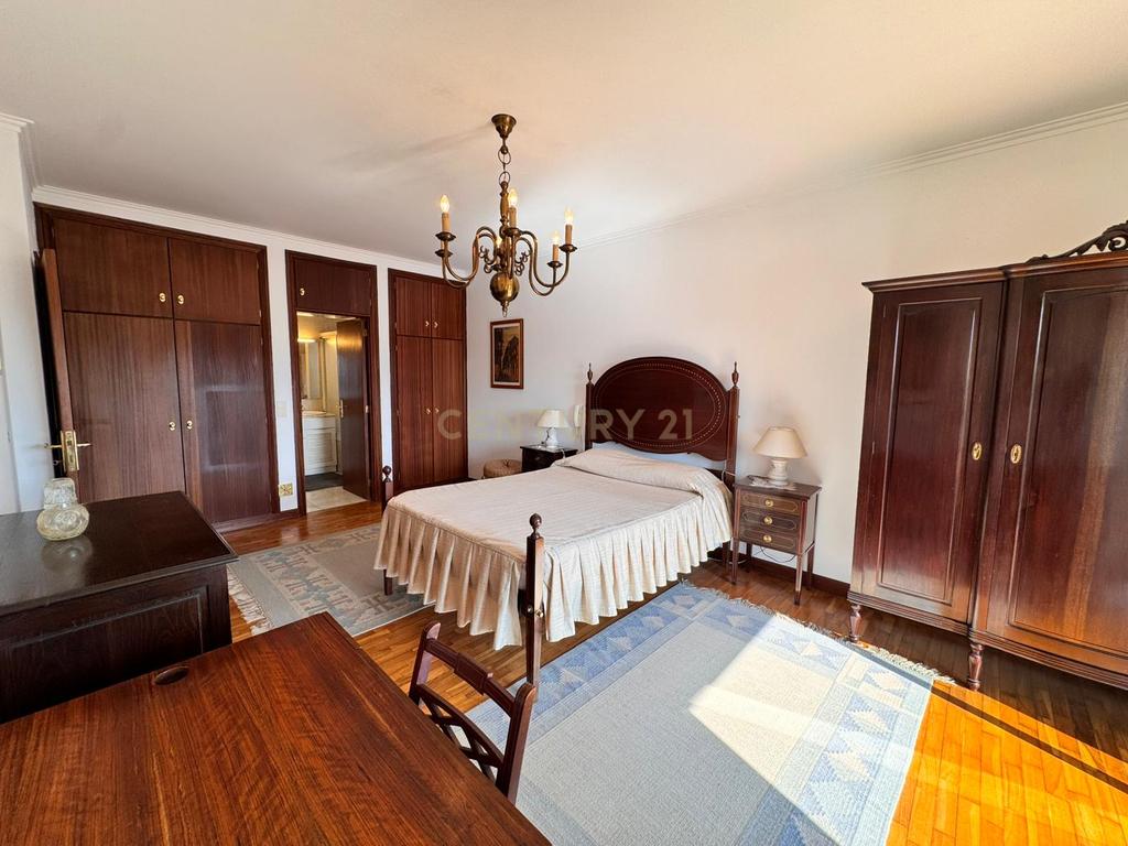 Luxuosa Moradia T5 em Esposende com Vista Deslumbrante - Image 12