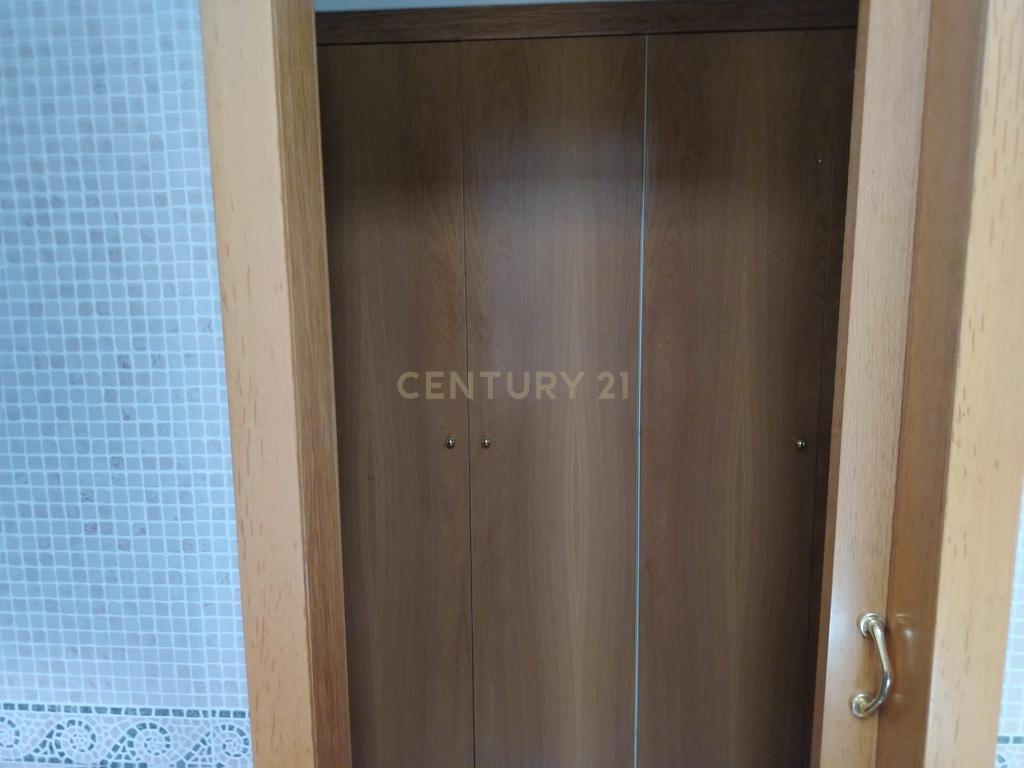  - Image 21