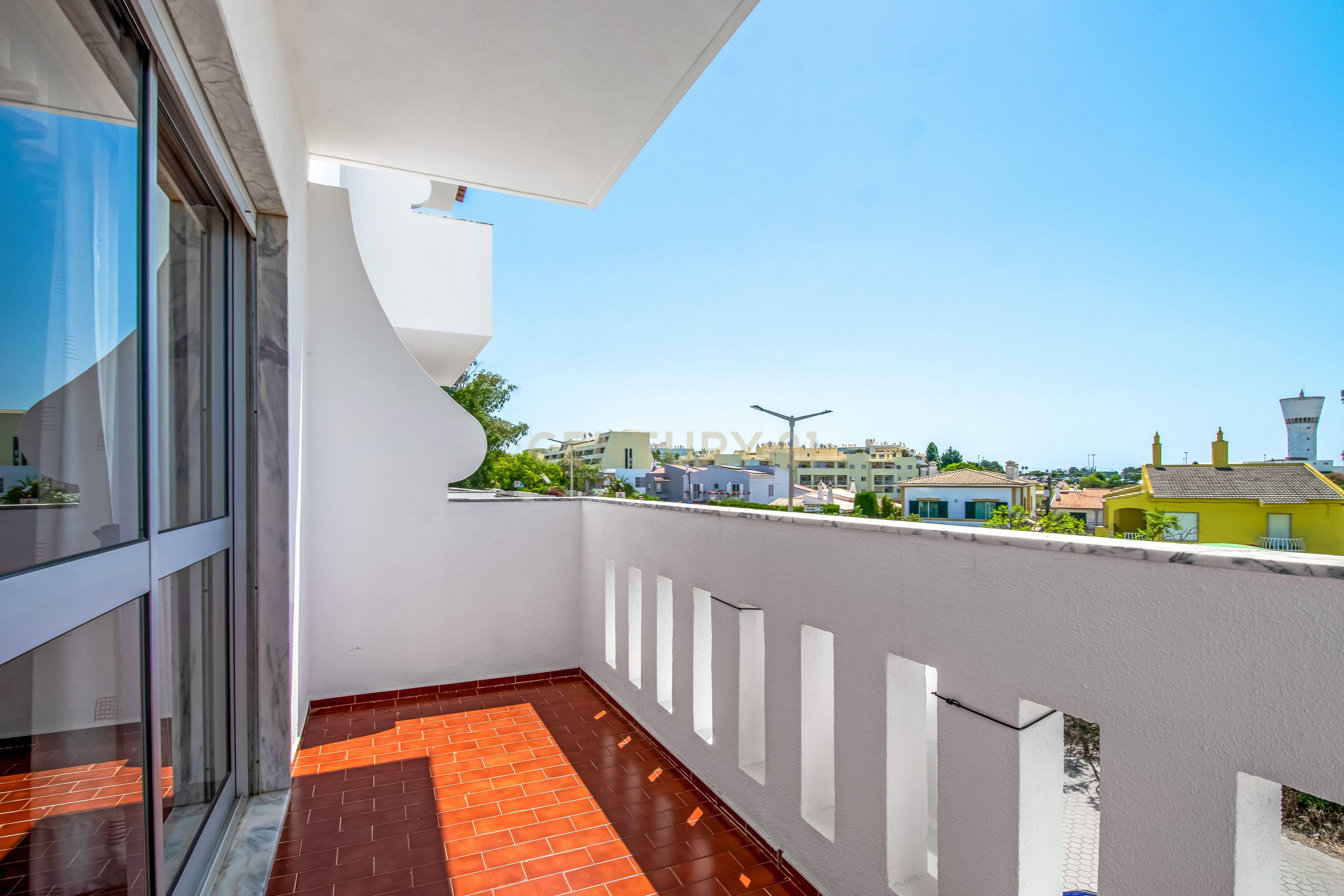 Fotografia 7 de Apartamento T2 em Alvor a 5m da praia três irmãos