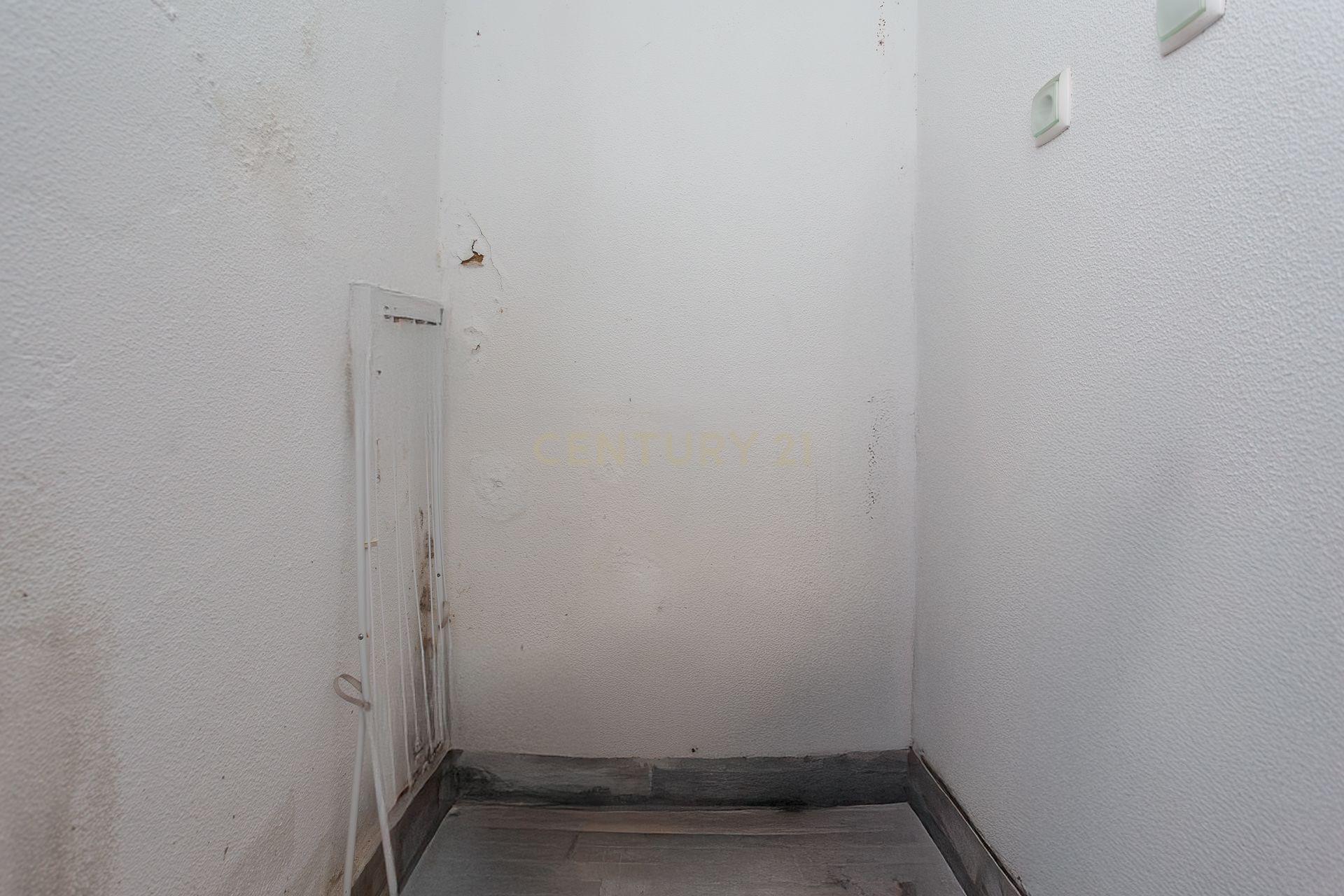 🏡 Apartamento T1+1 na Bica – Viva no coração histórico de Lisboa - Image 25