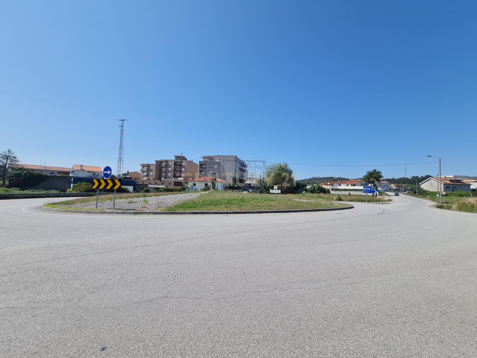LOTES DE TERRENO PARA CONSTRUÇÃO GANDRA JUNTO AO NOVO PARQUE DA CIDADE, REPSOL, JUNTA DE FREGUESIA, GINÁSIO CHILL OUT E FACULDADE CESPU - Image 6
